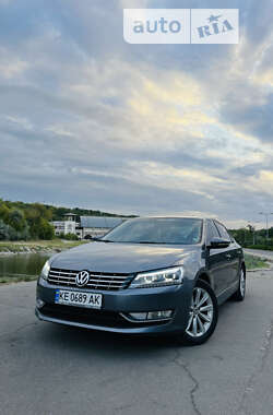 Седан Volkswagen Passat 2015 в Днепре