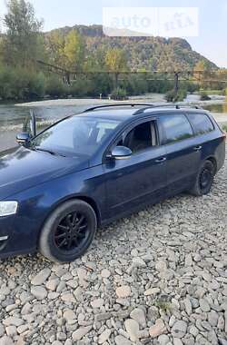 Универсал Volkswagen Passat 2005 в Хусте