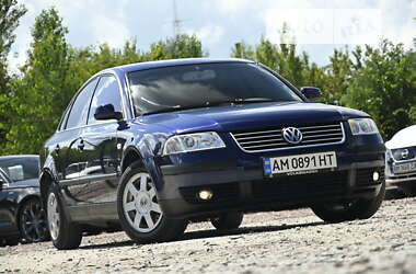 Седан Volkswagen Passat 2003 в Бердичеві