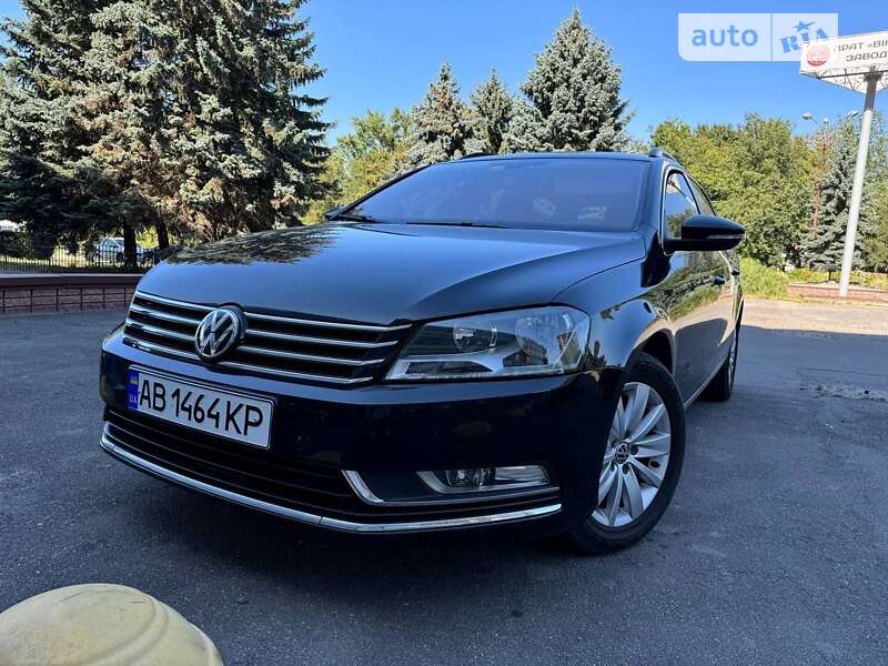 Универсал Volkswagen Passat 2011 в 