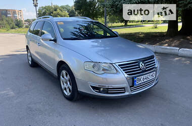 Универсал Volkswagen Passat 2006 в Ровно