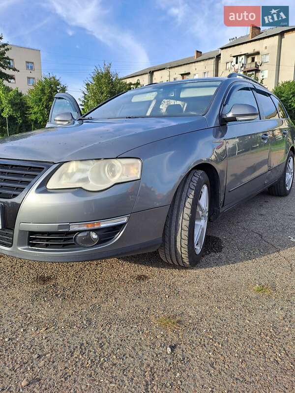 Универсал Volkswagen Passat 2006 в Коломые