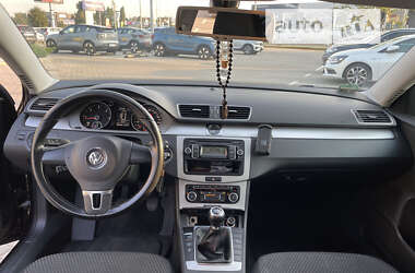 Універсал Volkswagen Passat 2011 в Києві