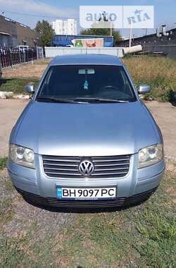 Седан Volkswagen Passat 2002 в Одесі