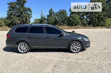 Универсал Volkswagen Passat 2012 в Кропивницком