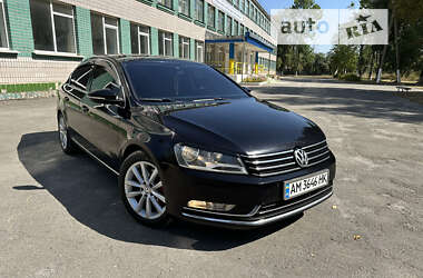 Седан Volkswagen Passat 2012 в Житомирі