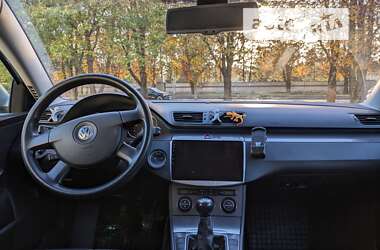 Универсал Volkswagen Passat 2009 в 