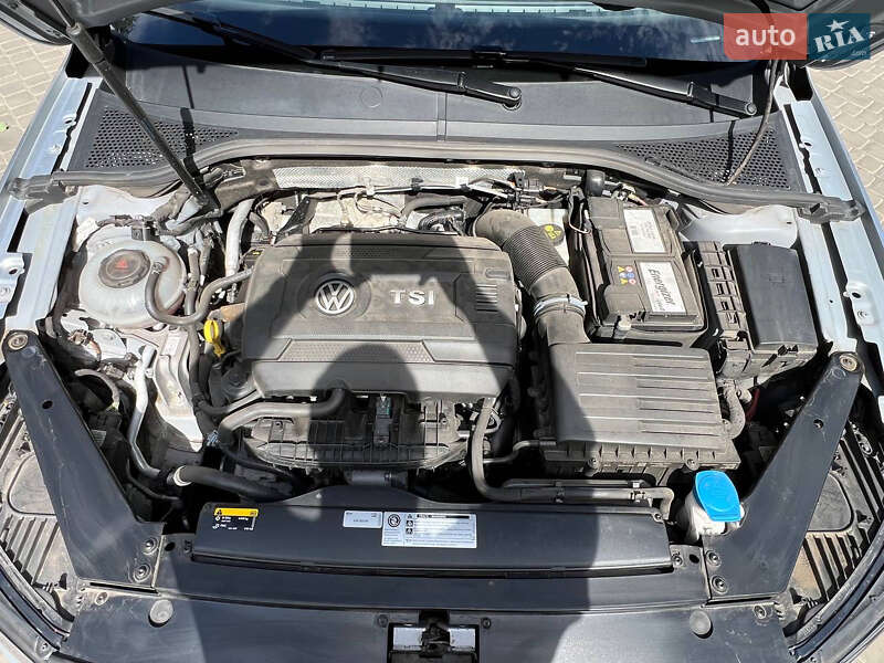 Седан Volkswagen Passat 2018 в Кривом Роге