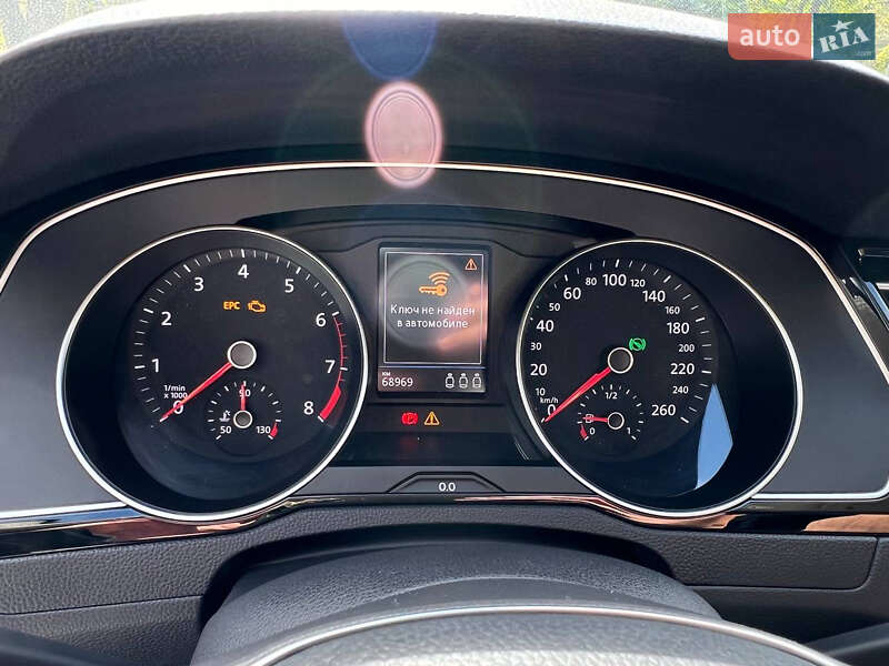 Седан Volkswagen Passat 2018 в Кривом Роге