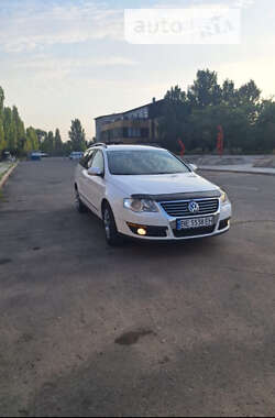 Универсал Volkswagen Passat 2010 в Николаеве