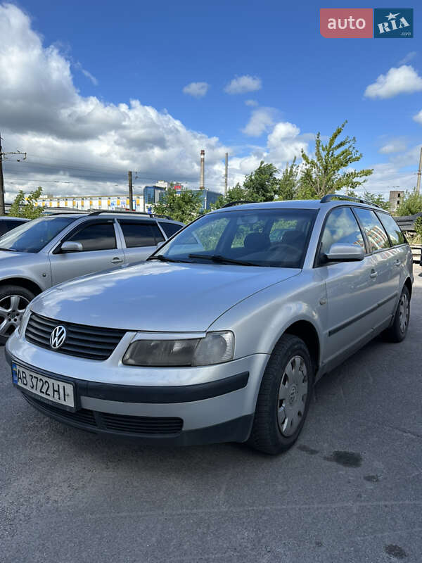 Універсал Volkswagen Passat 2000 в Вінниці