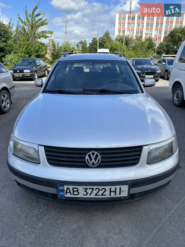 Універсал Volkswagen Passat 2000 в Вінниці