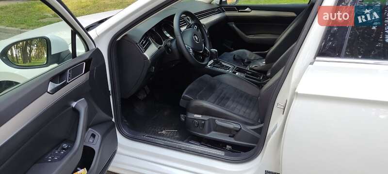 Универсал Volkswagen Passat 2017 в Чернигове