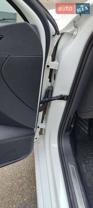 Универсал Volkswagen Passat 2017 в Чернигове