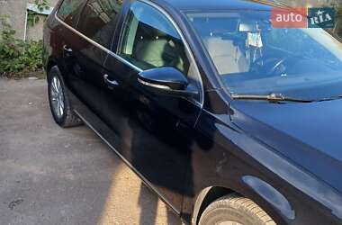 Универсал Volkswagen Passat 2011 в Львове