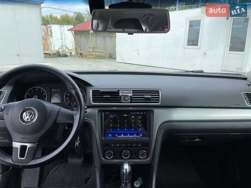 Седан Volkswagen Passat 2014 в Кременчуге