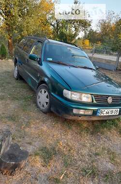 Универсал Volkswagen Passat 1995 в Рава-Русской