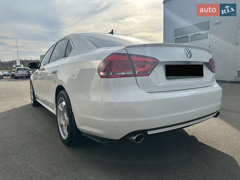 Седан Volkswagen Passat 2012 в Киеве фото 11 Седан Volkswagen Passat 2012 в Киеве
