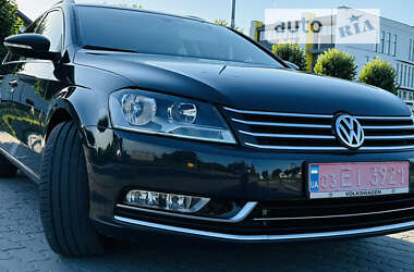 Универсал Volkswagen Passat 2011 в Киеве