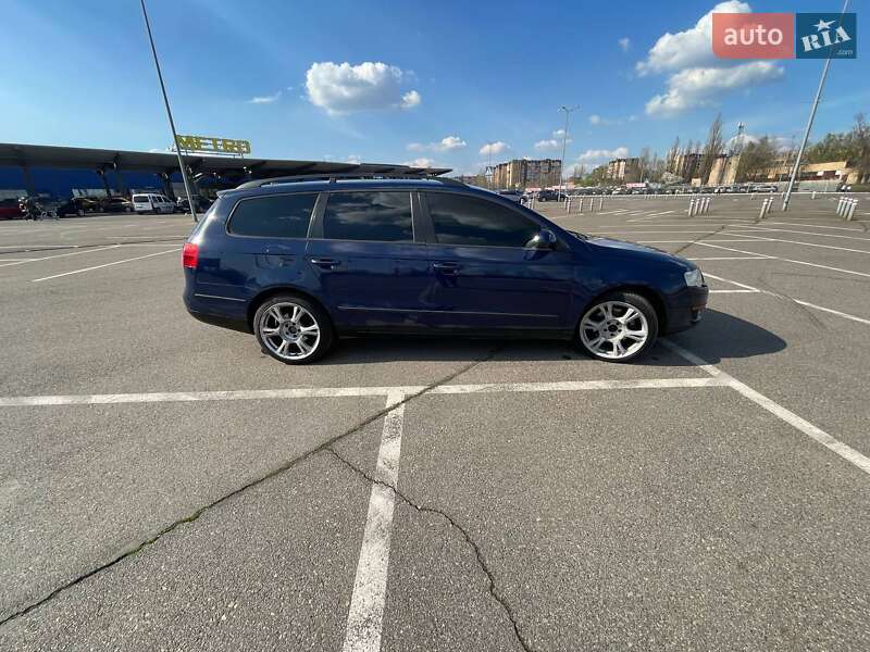Універсал Volkswagen Passat 2007 в Дніпрі