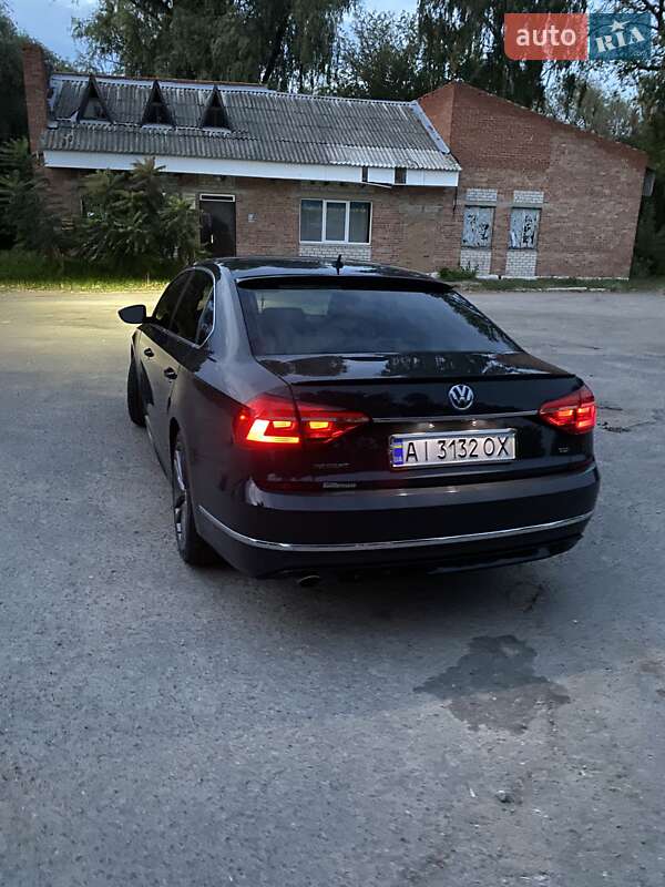 Седан Volkswagen Passat 2016 в Ржищеве