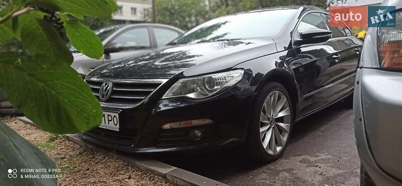 Volkswagen Passat 2011