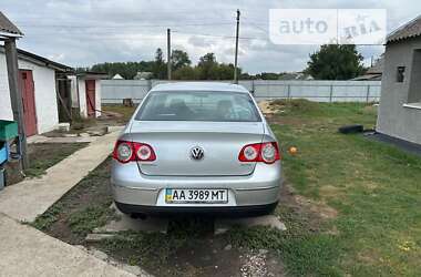 Седан Volkswagen Passat 2007 в Киеве