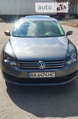 Седан Volkswagen Passat 2013 в Александрие