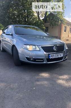 Седан Volkswagen Passat 2006 в Гайсину