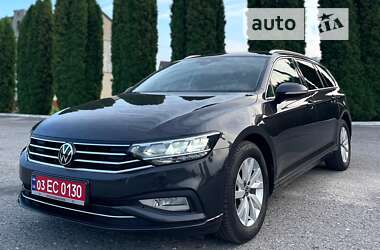 Универсал Volkswagen Passat 2021 в Дубно