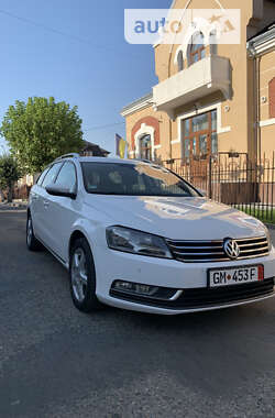 Универсал Volkswagen Passat 2012 в Самборе