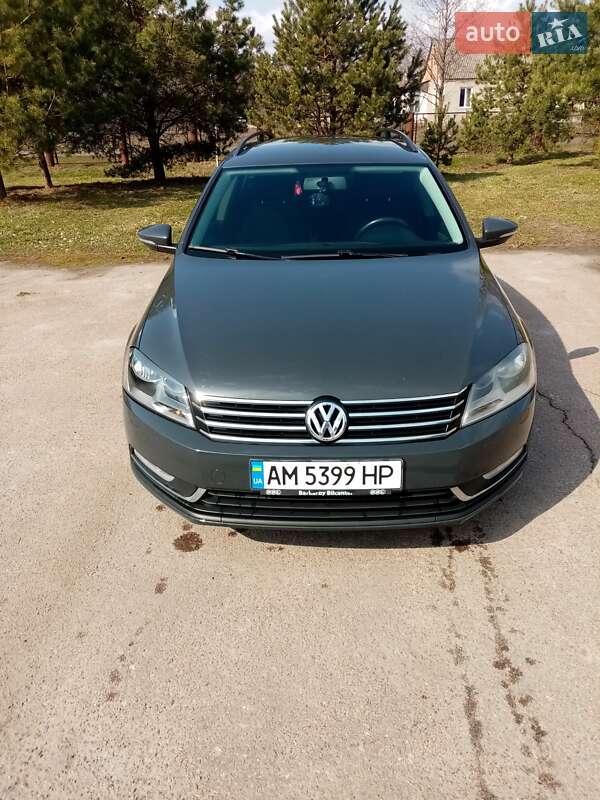 Volkswagen Passat 2011