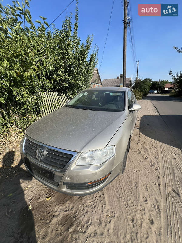 Седан Volkswagen Passat 2006 в Краматорську
