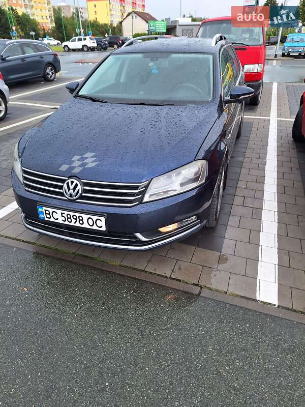 Volkswagen Passat 2011