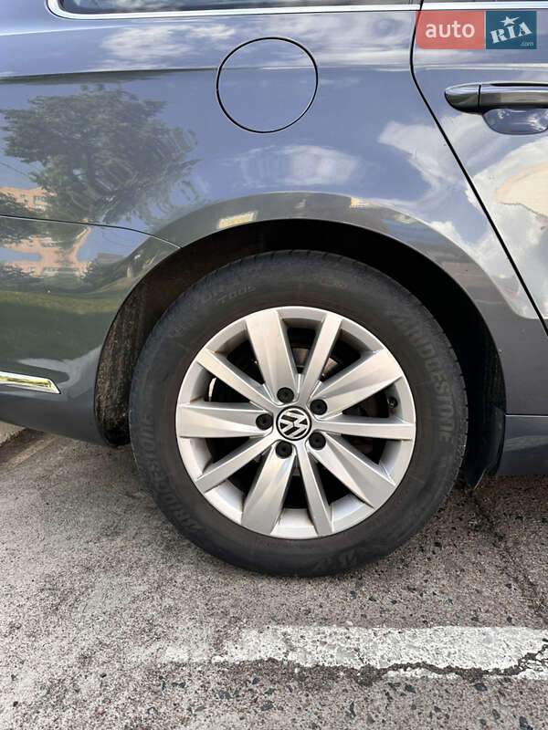 Универсал Volkswagen Passat 2010 в Броварах