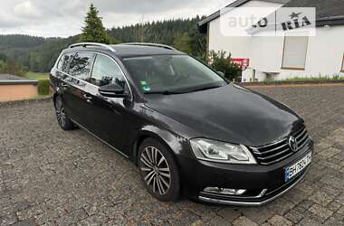 Volkswagen Passat 2011