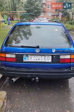 Универсал Volkswagen Passat 1992 в 
