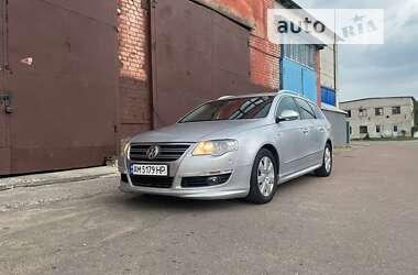 Универсал Volkswagen Passat 2010 в Житомире