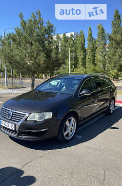 Универсал Volkswagen Passat 2006 в Николаеве