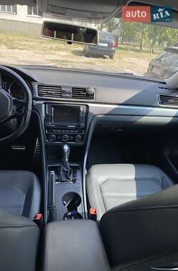 Седан Volkswagen Passat 2017 в 
