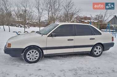 Седан Volkswagen Passat 1990 в Сумах