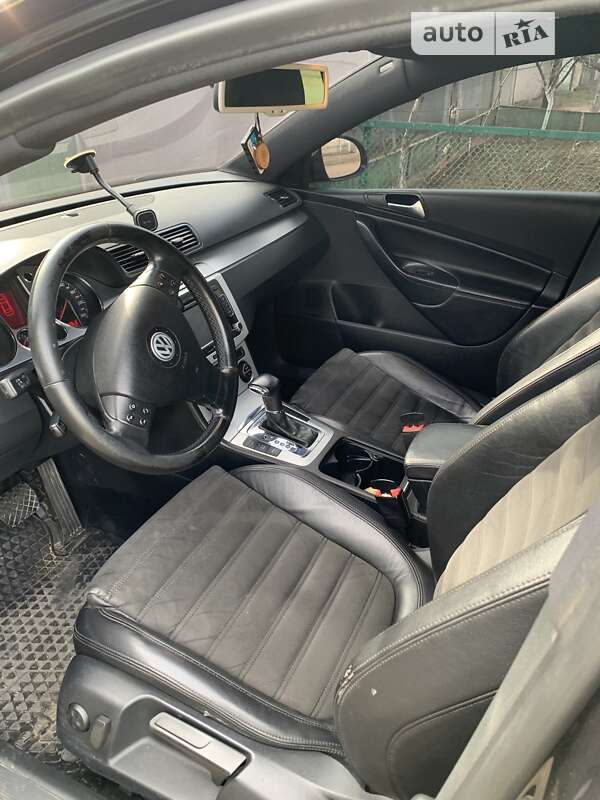 Седан Volkswagen Passat 2008 в Татарбунарах