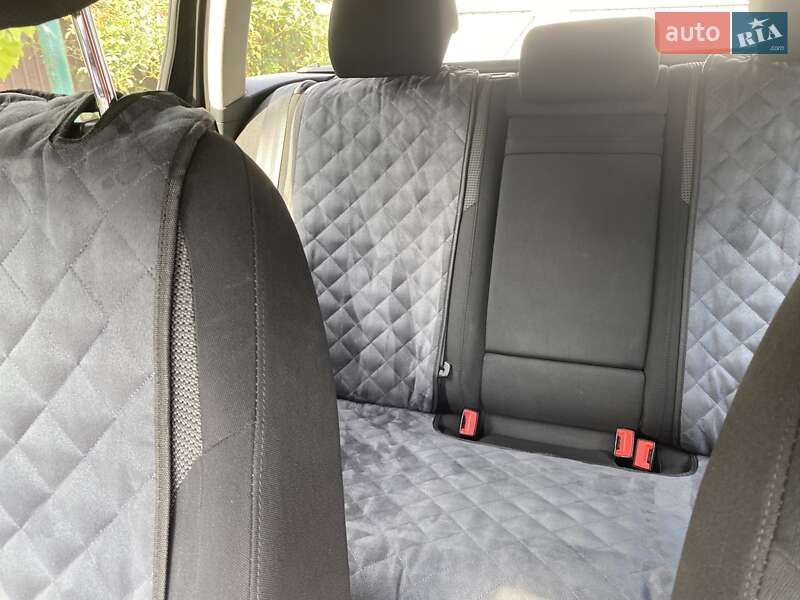 Універсал Volkswagen Passat 2013 в Борисполі