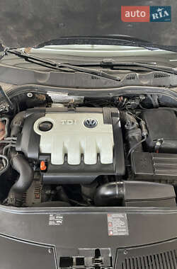 Универсал Volkswagen Passat 2008 в 