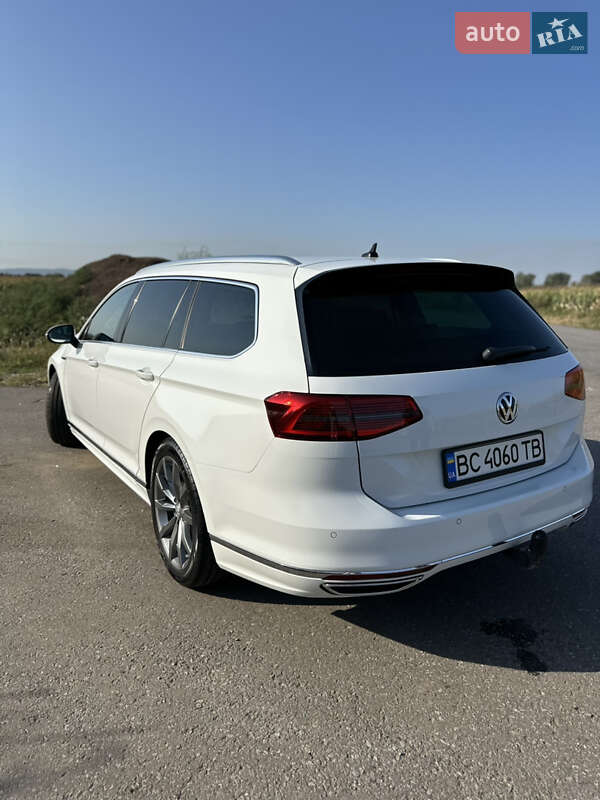 Универсал Volkswagen Passat 2018 в Львове