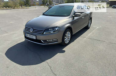 Седан Volkswagen Passat 2011 в Дніпрі