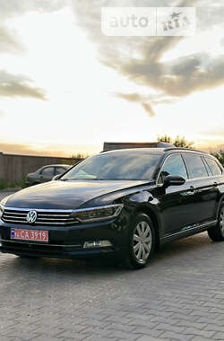 Универсал Volkswagen Passat 2015 в Киеве