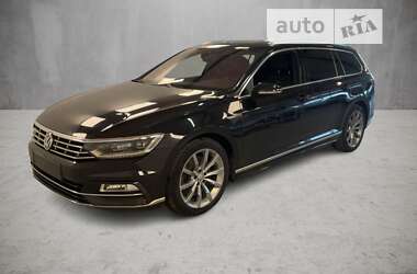 Універсал Volkswagen Passat 2017 в Тернополі