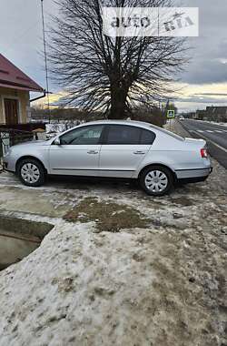 Седан Volkswagen Passat 2009 в Івано-Франківську