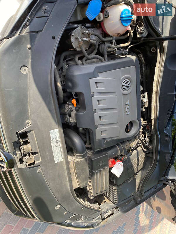 Седан Volkswagen Passat 2012 в Звягеле